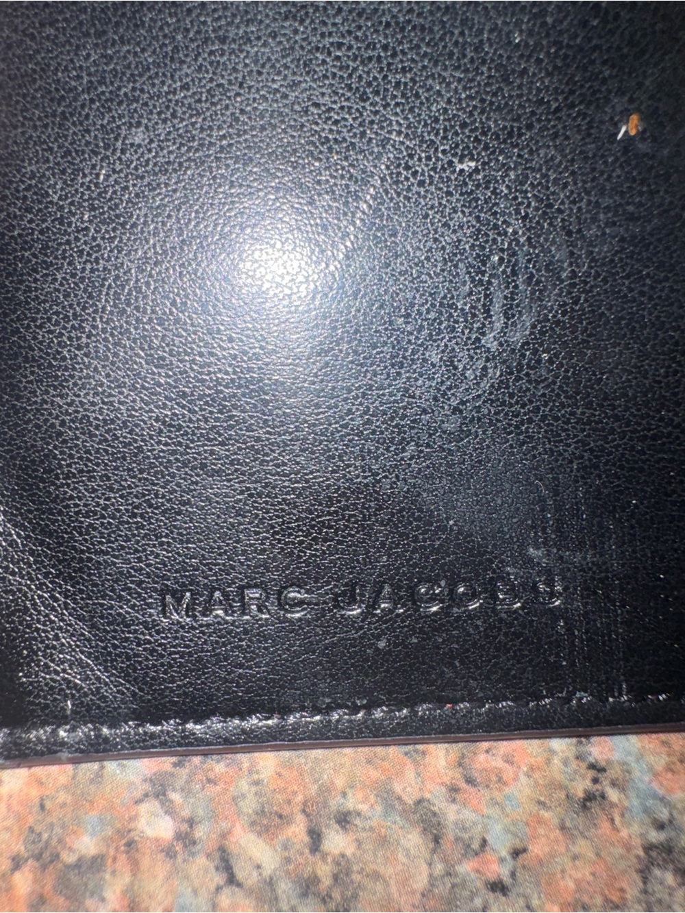 Marc Jacobs Pebbled Leather Zip Card Case in Burgundy - Picture 6 of 8